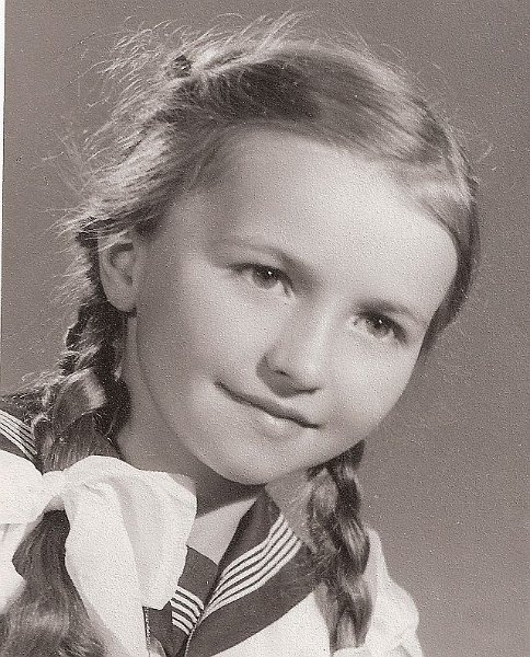 a kis Dobos Anikó.jpg